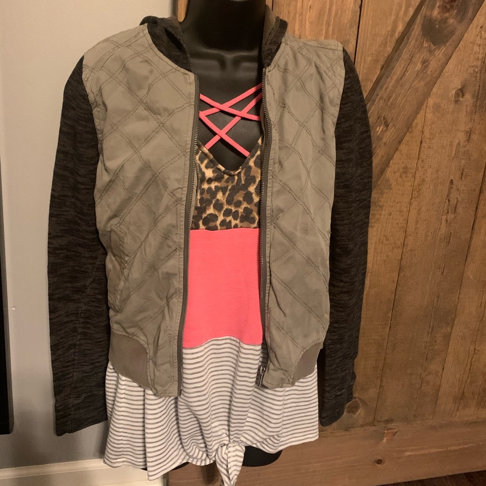 Utility jacket - Picture 3 of 6